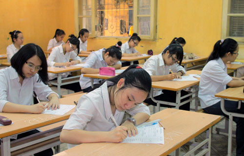 Thi vào lớp 10 Hà Nội: 'Nóng' từ tâm lý phụ huynh ảnh 1